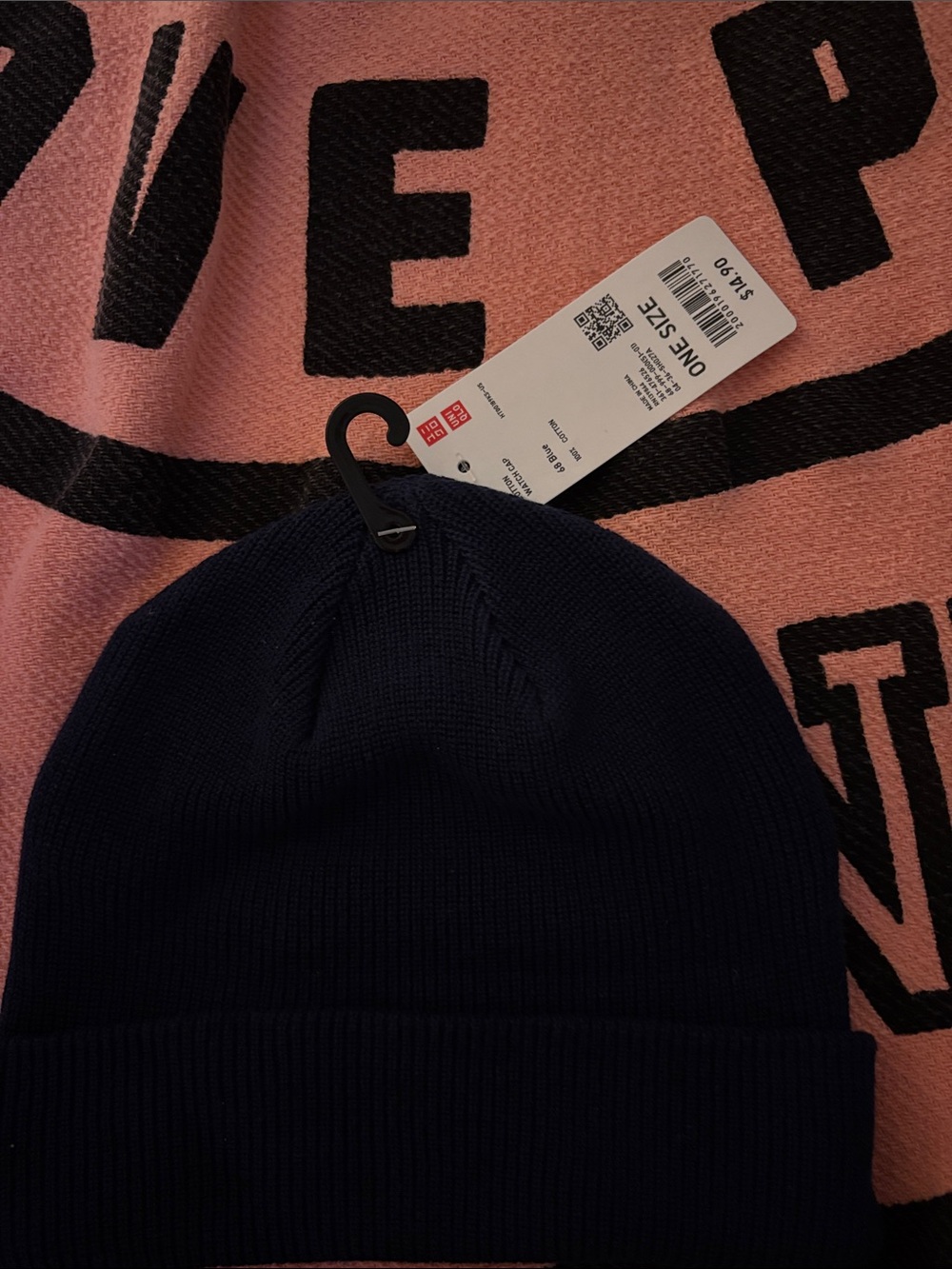 NWT Uniqlo Women’s Navy Ribbed Cuff Beanie